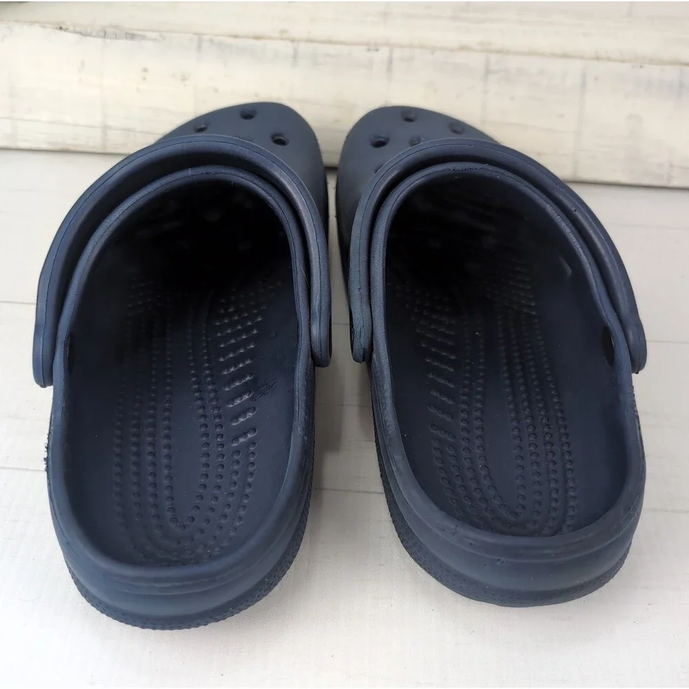 Crocs Navy Blue L Women's Size 10-11 Men's Size 8-9 Clogs Slip-On
